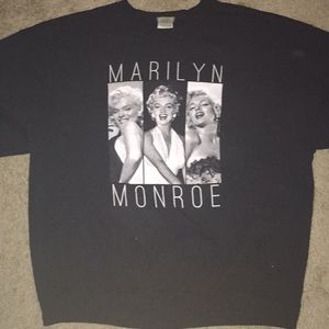 Marilyn Monroe sweater